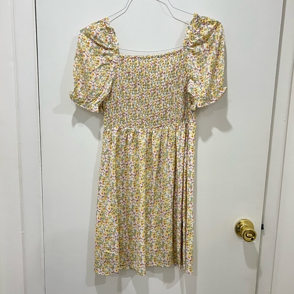NEW Yellow and Green Floral Dress Size S - Picture 2 of 3